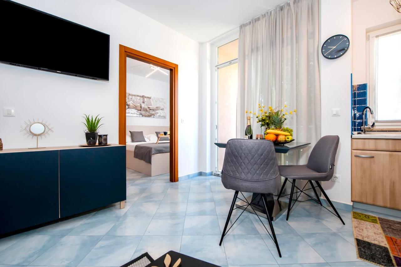 F&R Apartments II Rovinj Exterior photo