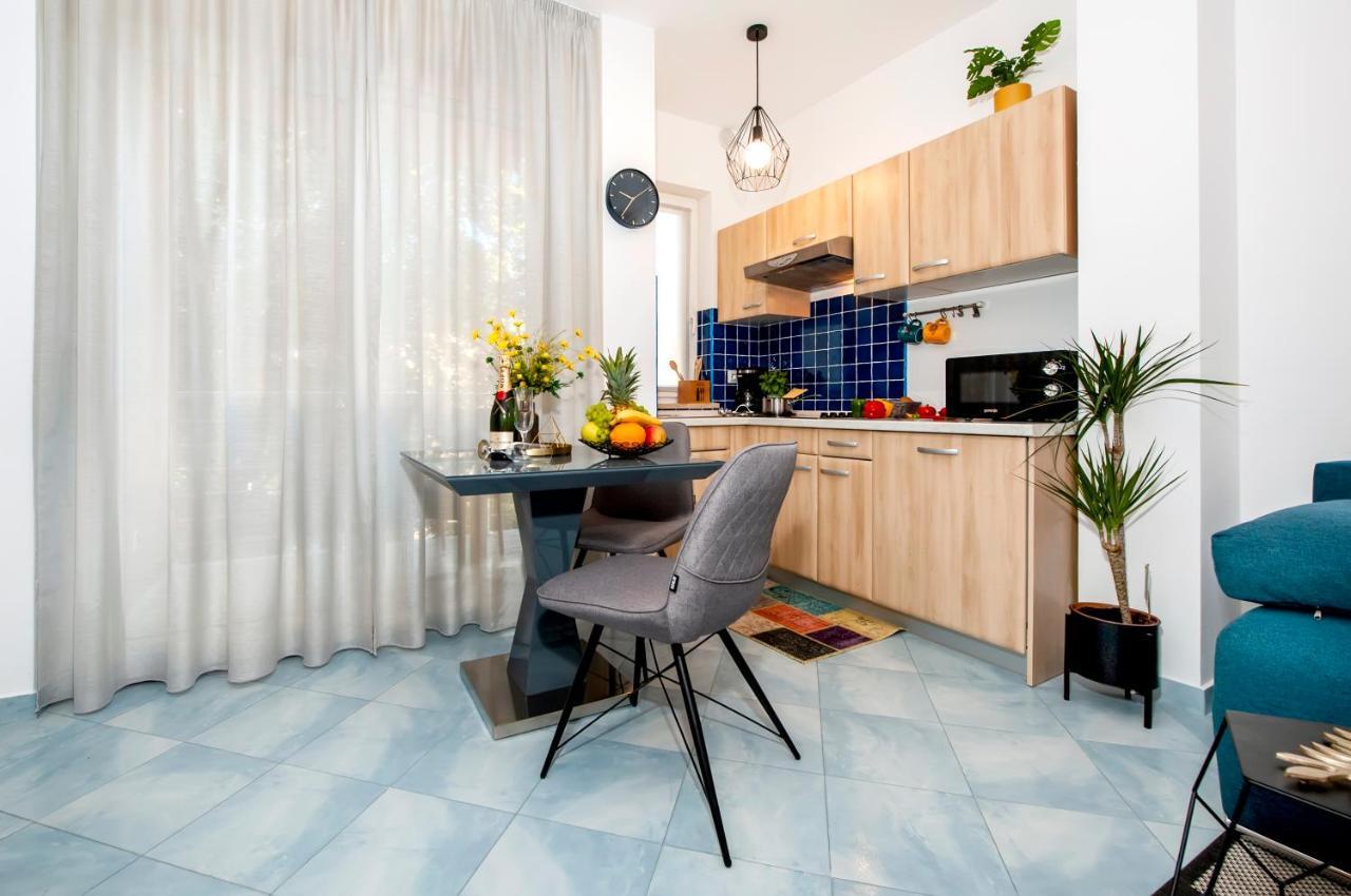 F&R Apartments II Rovinj Exterior photo